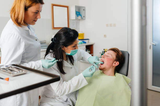 Best Pediatric Emergency Dentist in Lus Valley Marinwood, CA